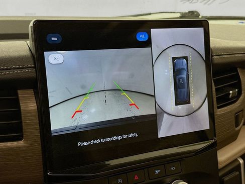 Used 2022 Ford Expedition Limited image 15