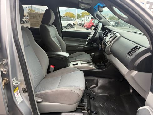 Used 2014 Toyota Tacoma 4x4 Double Cab w/ TRD Sport Package image 31