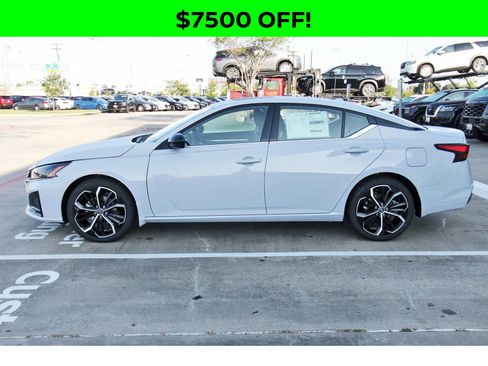 New 2025 Nissan Altima 2.5 SR w/ SR Premium Package image 5