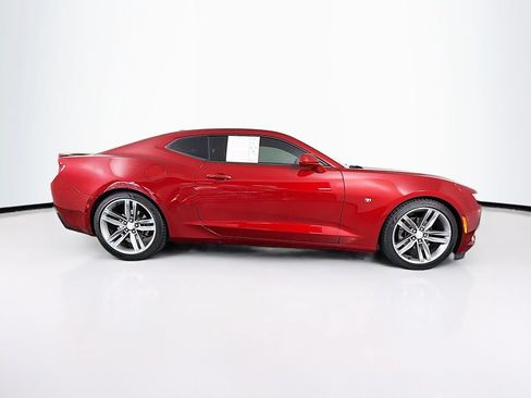 Used 2018 Chevrolet Camaro LT RWD image 11