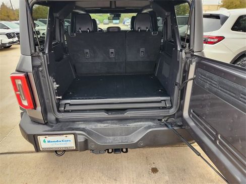 Used 2023 Ford Bronco Wildtrak image 19