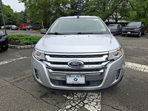 Used 2014 Ford Edge SE w/ Equipment Group 101A FWD image 2