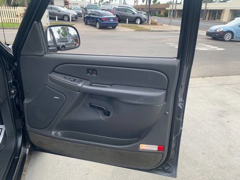 Used 2005 Chevrolet Silverado 1500 LS w/ Safe And Sound Package image 11