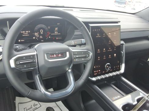 New 2026 GMC Acadia Elevation FWD image 11
