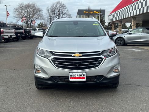 Used 2021 Chevrolet Equinox Premier AWD/4WD image 2