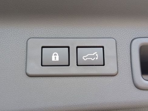 Certified 2025 Subaru Forester Limited AWD/4WD image 10