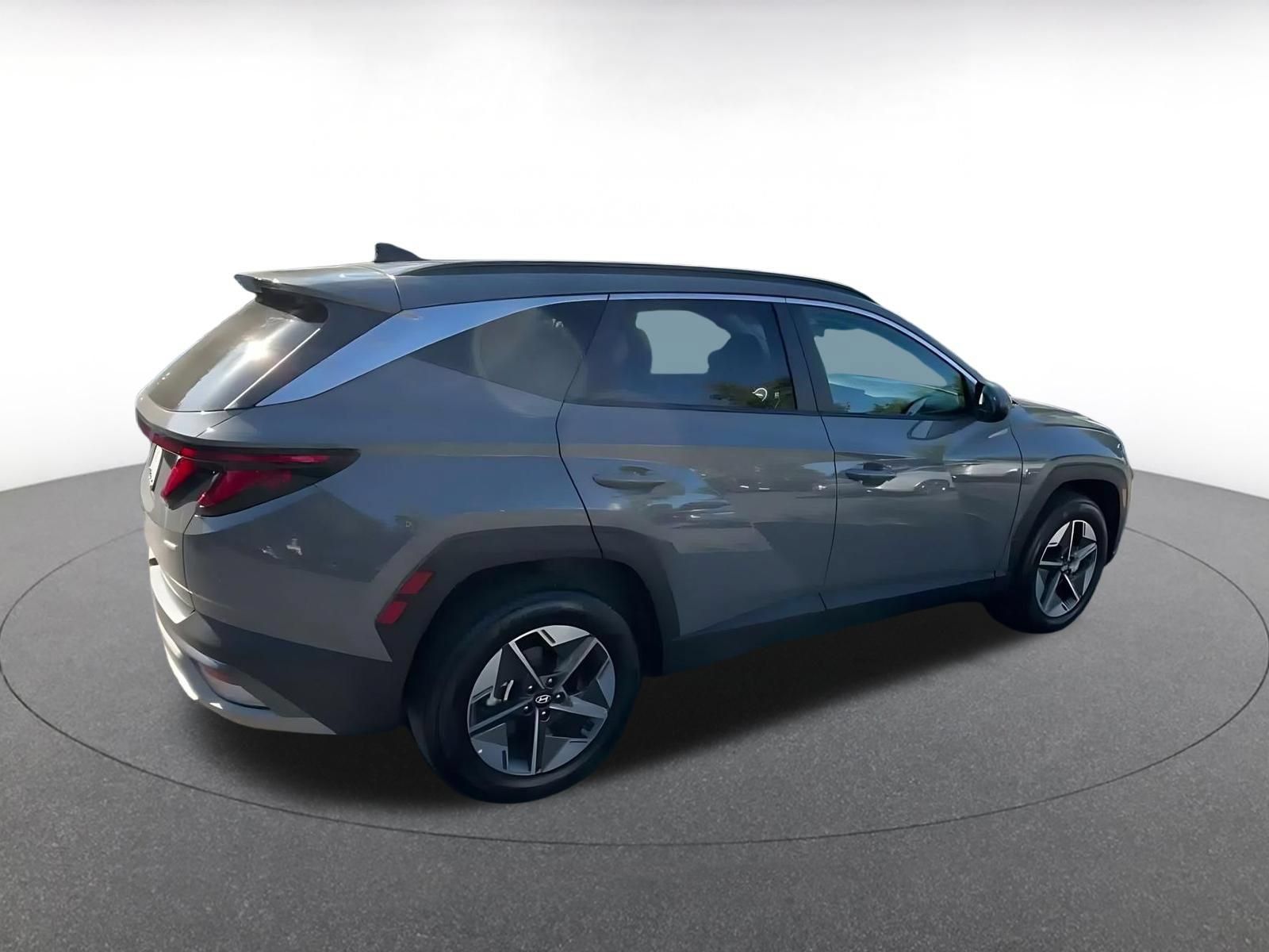 Used 2026 Hyundai Tucson SEL Plus AWD/4WD image 14