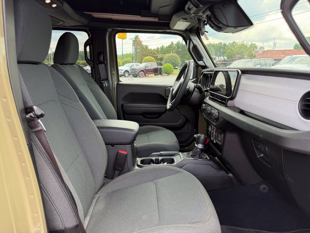 Used 2026 Jeep Wrangler Unlimited Sport AWD/4WD image 31