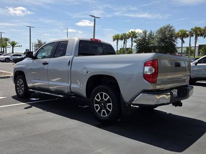 Used 2017 Toyota Tundra SR5 w/ SR5 Upgrade Package