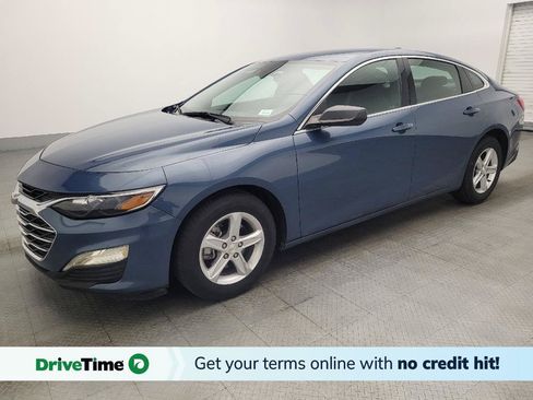 Used 2024 Chevrolet Malibu LS FWD image 1