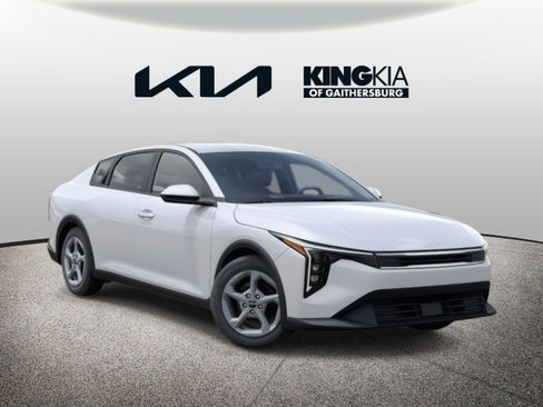 Certified 2025 Kia K4 LXS image 9