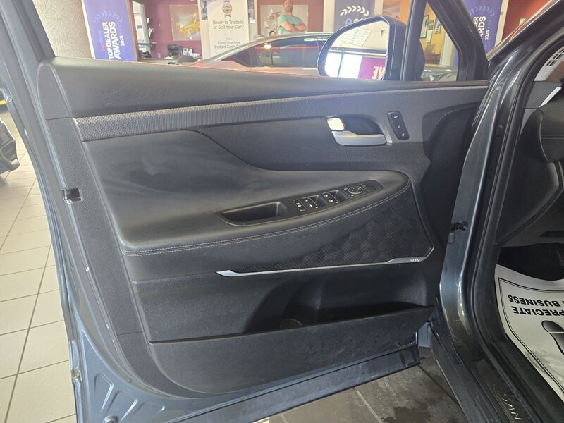 Used 2019 Hyundai Santa Fe FWD image 7