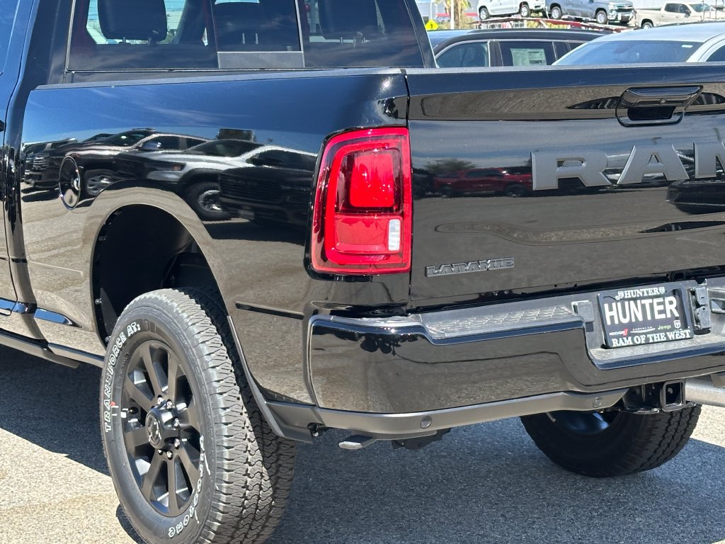 New 2026 RAM 2500 Laramie AWD/4WD image 34