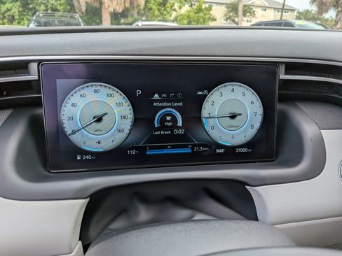 Used 2022 Hyundai Tucson Limited FWD image 27