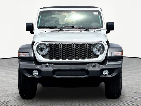 Used 2026 Jeep Wrangler Sport AWD/4WD image 2