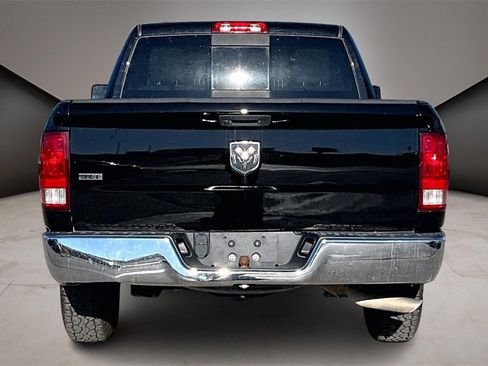 Used 2019 RAM 1500 Classic SLT image 5