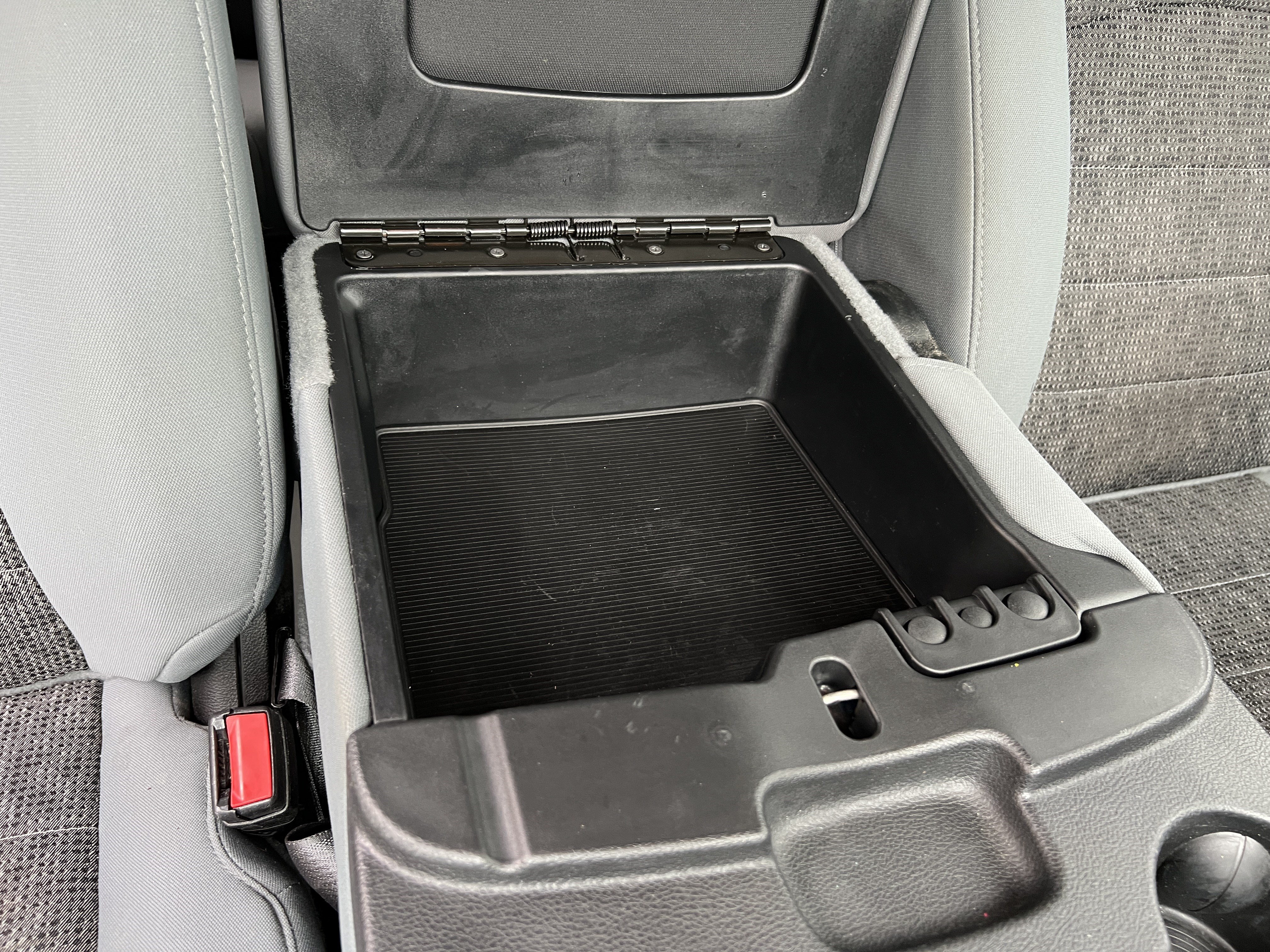 Used 2019 RAM 1500 Classic SLT w/ Luxury Group AWD/4WD image 23