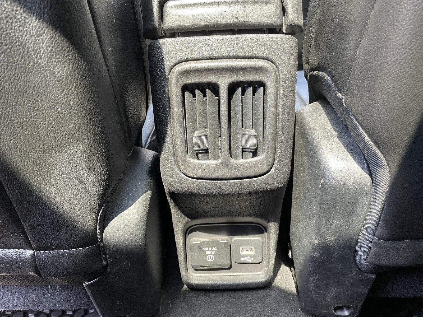 Used 2018 Jeep Compass Latitude w/ Popular Equipment Group AWD/4WD image 40