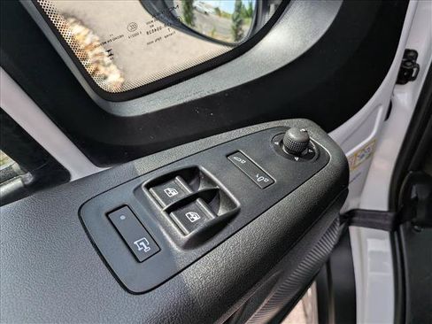 Used 2025 RAM ProMaster 2500 w/ Convenience Group FWD image 20