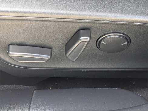 Used 2022 Ford Escape SEL w/ Technology Package image 22