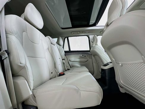 New 2026 Volvo XC90 T8 Ultra w/ Protection Package Premier image 26