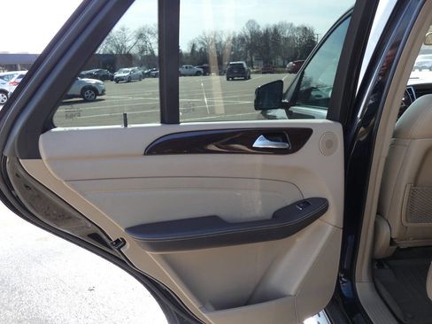 Used 2014 Mercedes-Benz ML 350 4MATIC image 14