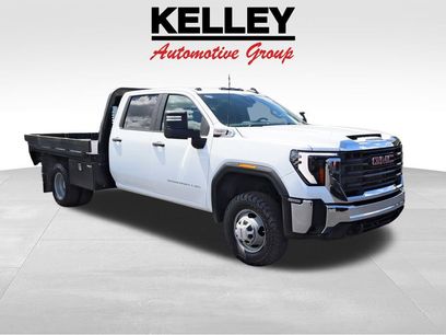 Certified 2024 GMC Sierra 3500 Pro w/ Convenience Package