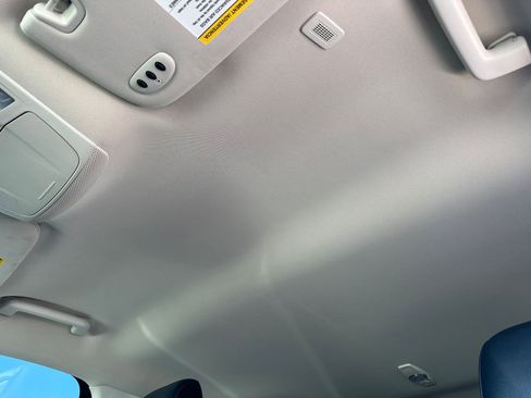 Used 2024 Ford Edge SEL w/ Sport Appearance Package image 25