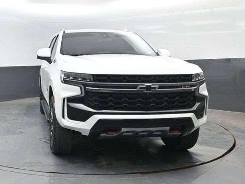 Used 2021 Chevrolet Tahoe Z71 w/ Z71 Signature Package AWD/4WD image 23