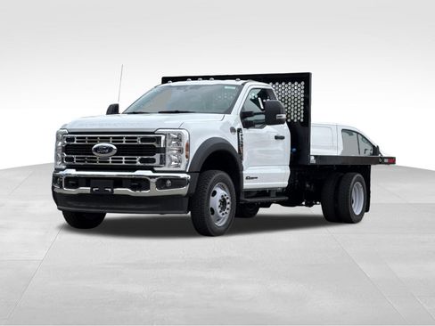 Used 2024 Ford F550 4x4 Regular Cab Super Duty image 7