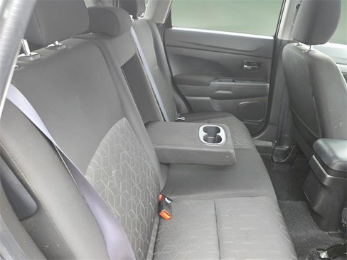 Used 2023 Mitsubishi Outlander Sport ES image 27