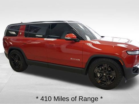 Used 2024 Rivian R1S Adventure image 2