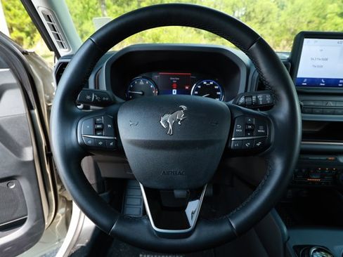 Used 2024 Ford Bronco Sport Outer Banks AWD/4WD image 10
