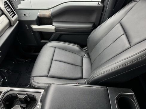 Certified 2022 Ford F250 Lariat w/ Lariat Ultimate Package image 19