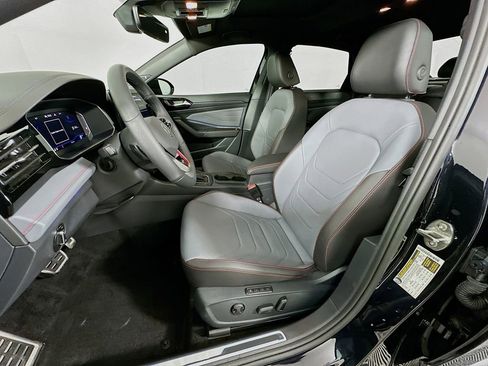 Used 2025 Volkswagen Jetta GLI Autobahn image 20