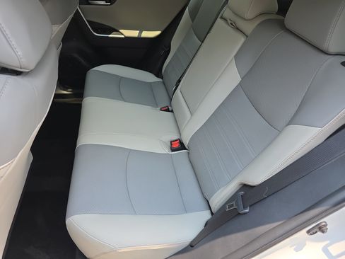 Used 2025 Toyota RAV4 Limited w/ Advanced Technology Package FWD image 14