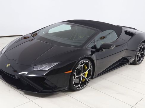 Used 2023 Lamborghini Huracan EVO image 99