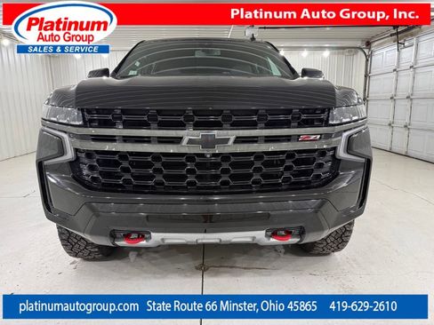 Used 2021 Chevrolet Suburban Z71 w/ Z71 Signature Package AWD/4WD image 8