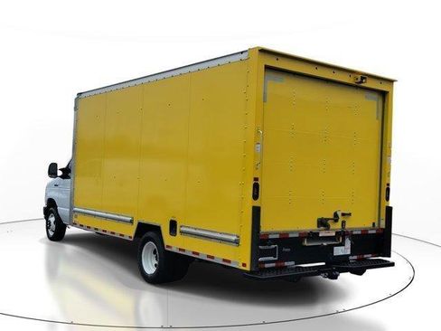 Used 2024 Ford E-350 and Econoline 350 Super Duty w/ Driver's Safety Package RWD image 3