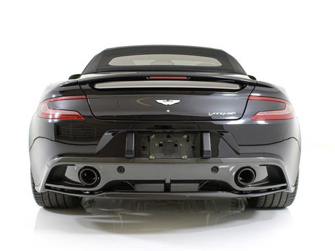 Used 2014 Aston Martin Vanquish Volante RWD image 9