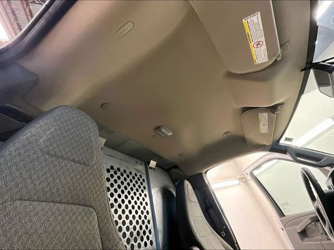 Used 2022 Chevrolet Express 2500 w/ Driver Convenience Package RWD image 28