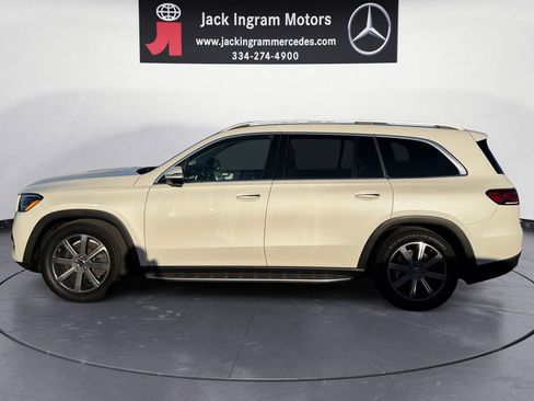 Used 2022 Mercedes-Benz GLS 450 4MATIC image 2