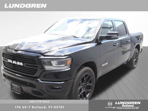 Used 2023 RAM 1500 Laramie AWD/4WD image 3