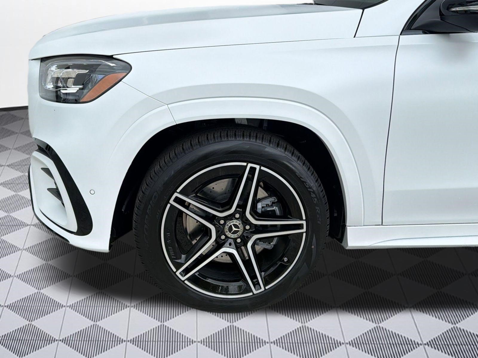 New 2026 Mercedes-Benz GLS 450 4MATIC image 12