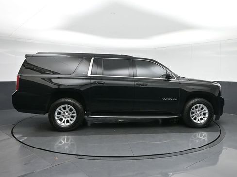 Used 2020 GMC Yukon XL SLT image 8