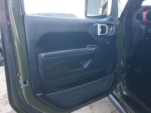 Used 2023 Jeep Gladiator Rubicon w/ LED Lighting Group image 6