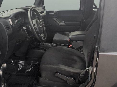 Used 2016 Jeep Wrangler Sport AWD/4WD image 8