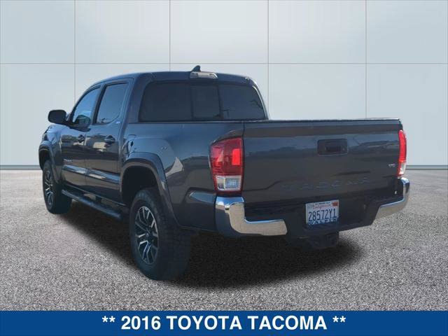 Used 2016 Toyota Tacoma SR5 w/ SR5 Appearance Package (SN) RWD image 3