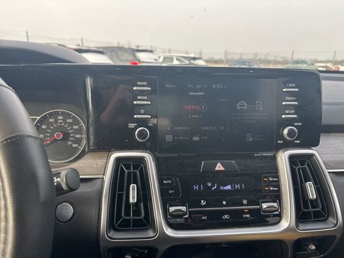 Used 2021 Kia Sorento EX w/ Panoramic Sunroof Package image 10