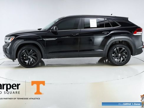Used 2023 Volkswagen Atlas Cross Sport SE w/ Panoramic Sunroof Package FWD image 40